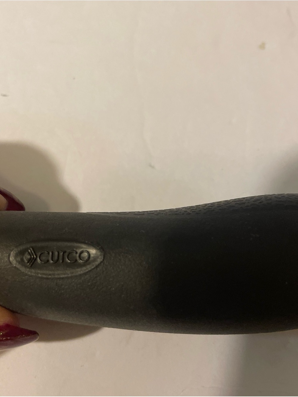 Cutco Black Ergonomic Ice Cream Scoop with Comfort Grip - Picture 6 of 6